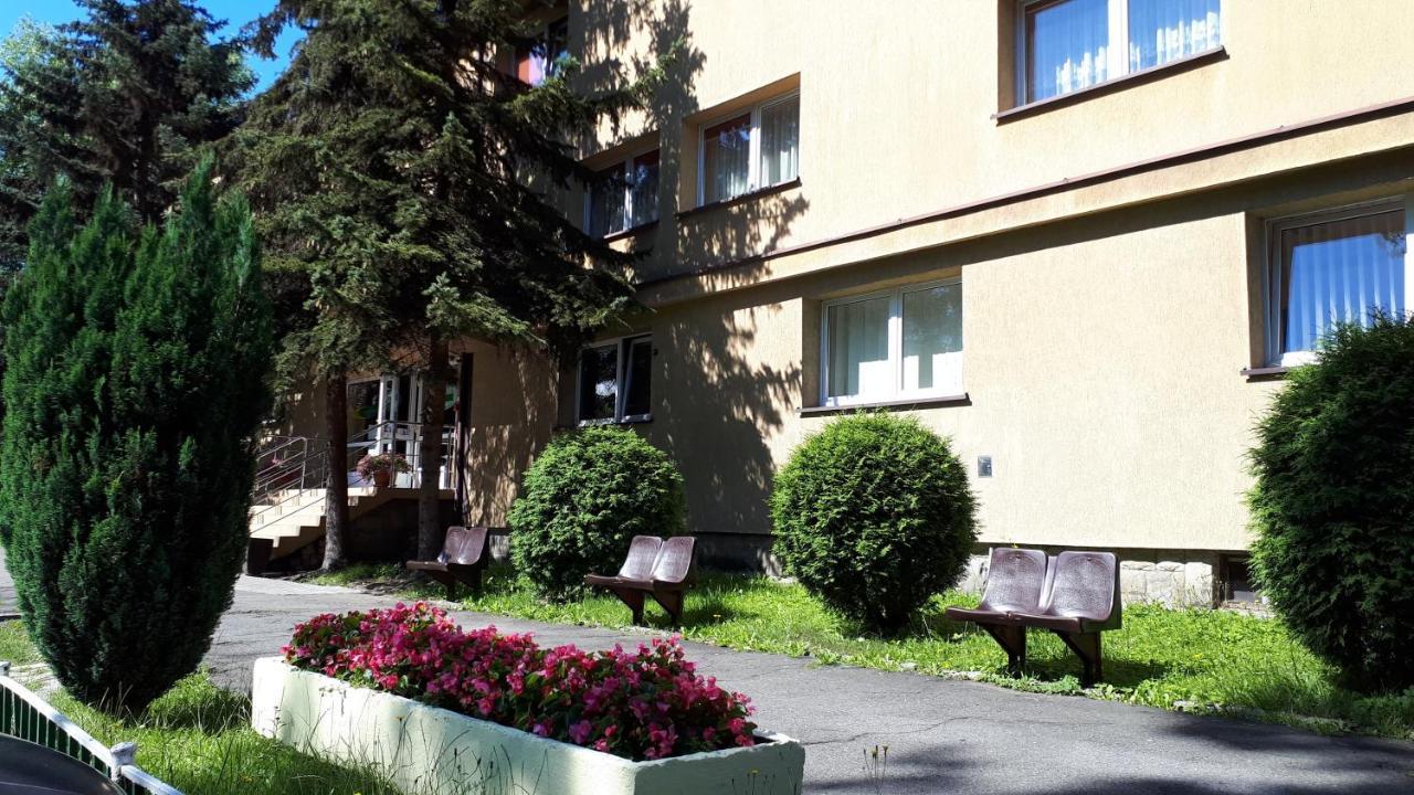 Hotel Skaut Chorzów Exterior foto